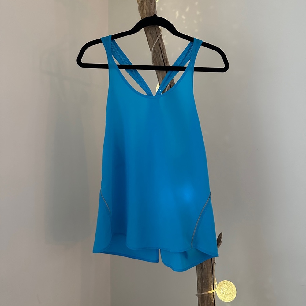 Lululemon tie back tank 4